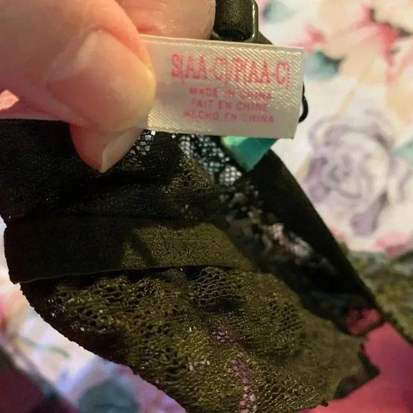 Pink Victoria Secret Women’s Green Bra Size Small C Cup Size A - Picture 13 of 13